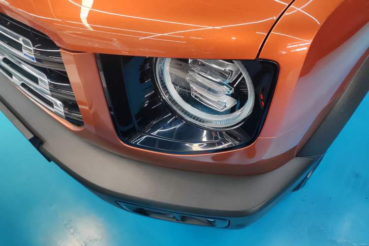 Used Haval DARGO 2021 1.5T DCT Two-Wheel Drive Border Collie Edition Left Front Headlight