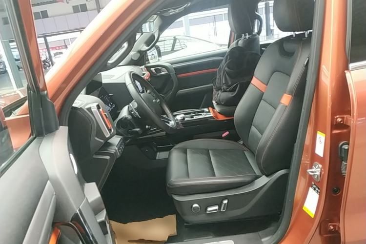 Used Haval DARGO 2021 2.0T DCT 4x4 Chinese Rural Dog Edition Left Front Seat