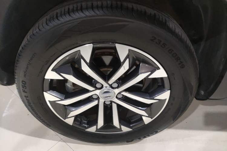 Used Haval DARGO 2021 1.5T DCT Two-Wheel Drive Border Collie - Wangcai Edition Left Front Wheel Hub