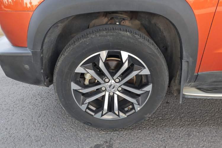 Used Haval DARGO 2021 1.5T DCT Two-Wheel Drive "Mǎquǎn" Edition Left Front Wheel Hub