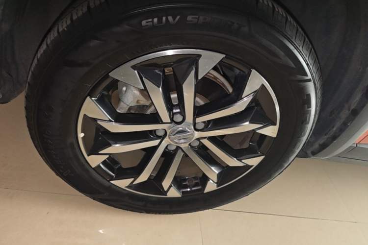 Used Haval DARGO 2021 1.5T DCT Two-Wheel Drive Border Collie Edition Left Front Wheel Hub