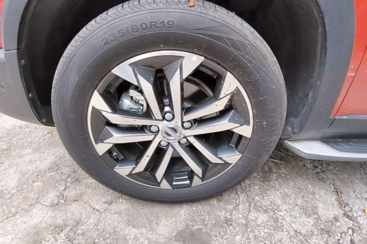 Used Haval DARGO 2021 1.5T DCT Two-Wheel Drive "Wangcai" Edition Left Front Wheel Hub