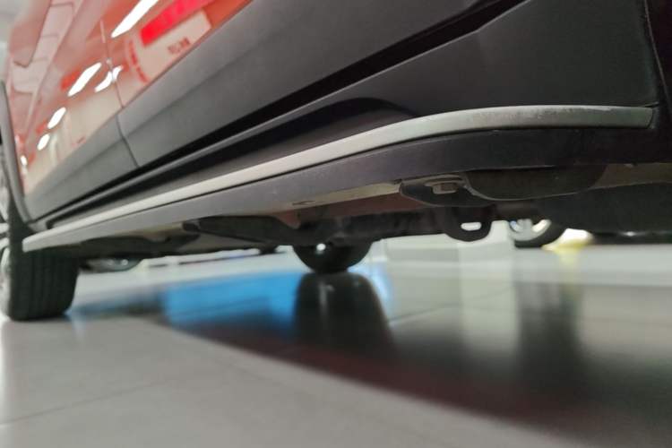 Used Haval DARGO 2021 Revised Version 1.5T DCT Two-Wheel Drive "Mǎquǎn" Edition Left Side Sill