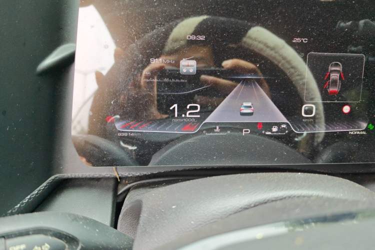 Used Haval DARGO 2021 1.5T DCT Two-Wheel Drive Border Collie - Wangcai Edition Odometer Close Up