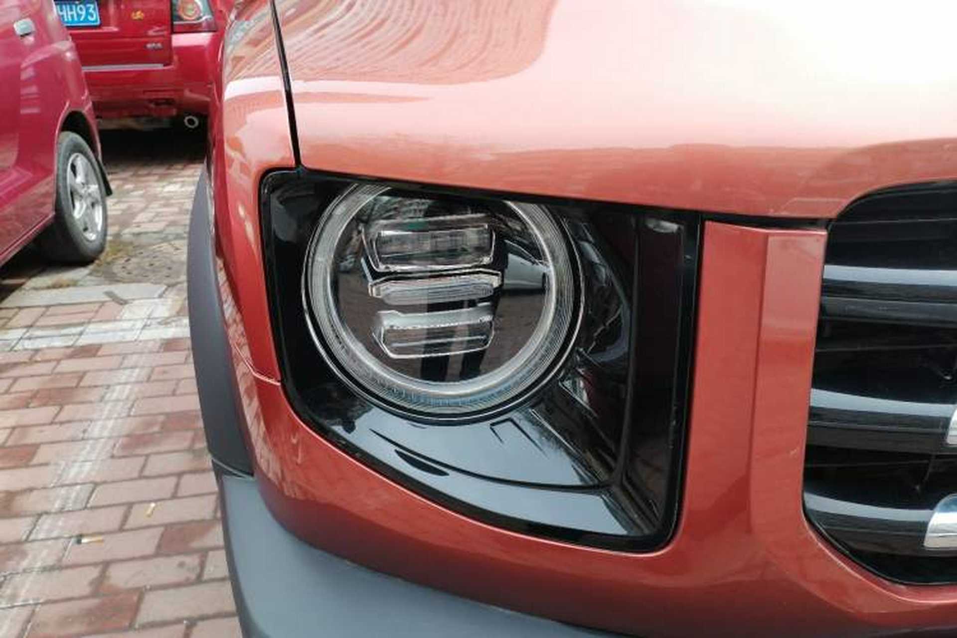 Used Haval DARGO 2021 2.0T DCT 4x4 Chinese Rural Dog Edition Right Front Headlight