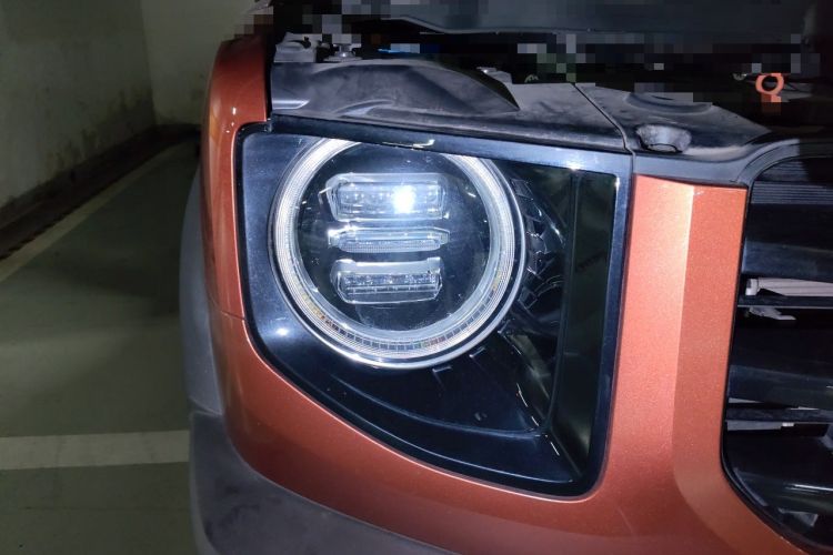 Used Haval DARGO 2021 1.5T DCT Two-Wheel Drive Border Collie Edition Right Front Headlight