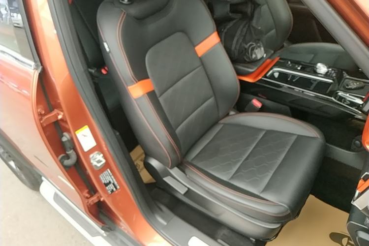 Used Haval DARGO 2021 2.0T DCT 4x4 Chinese Rural Dog Edition Right Front Seat