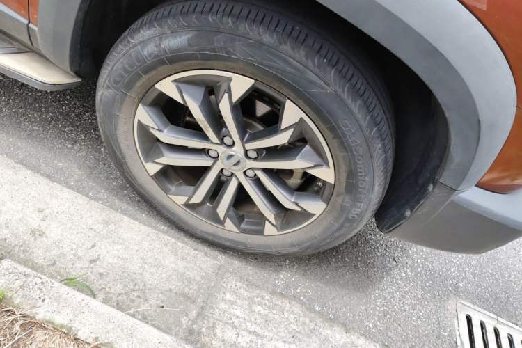 Used Haval DARGO 2021 1.5T DCT Two-Wheel Drive Border Collie - Wangcai Edition Right Front Wheel Hub