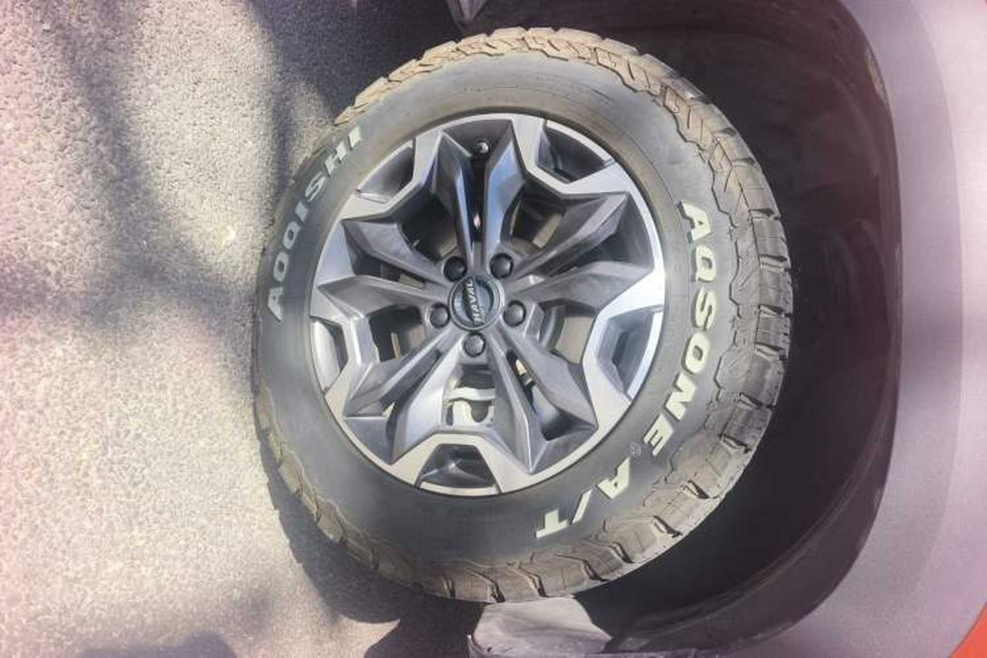 Used Haval DARGO 2021 2.0T DCT All-Wheel-Drive "Hao Tian Quan" Edition Right Front Wheel Hub