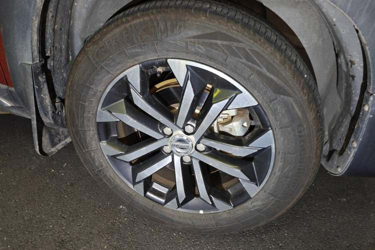 Used Haval DARGO 2021 2.0T DCT Two-Wheel Drive Chinese Mastiff Edition Right Front Wheel Hub