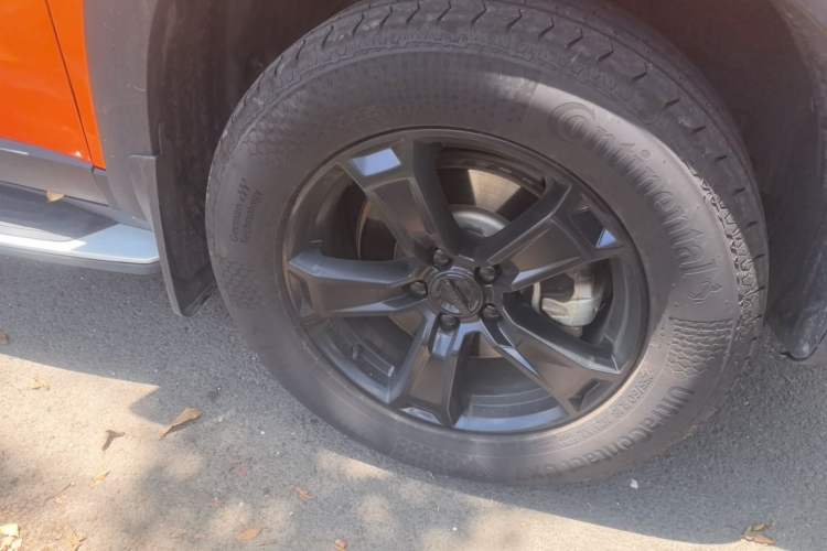 Used Haval DARGO 2021 1.5T DCT Two-Wheel Drive Husky Edition Right Front Wheel Hub