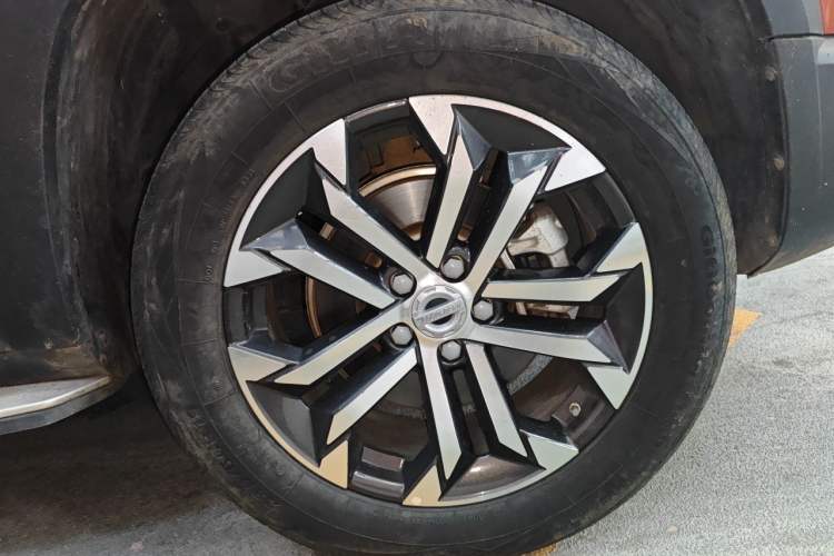 Used Haval DARGO 2021 1.5T DCT Two-Wheel Drive "Mǎquǎn" Edition Right Front Wheel Hub