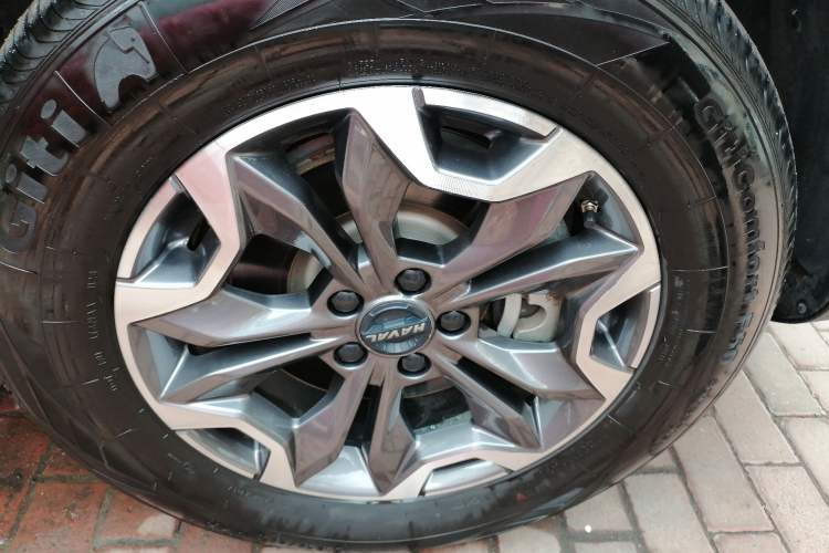 Used Haval DARGO 2021 2.0T DCT 4x4 Chinese Rural Dog Edition Right Front Wheel Hub
