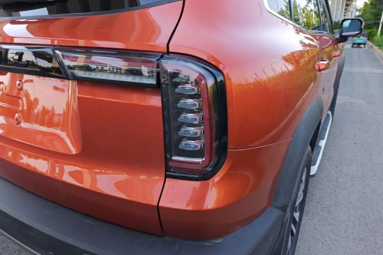 Used Haval DARGO 2021 1.5T DCT Two-Wheel Drive "Mǎquǎn" Edition Right Rear Taillight