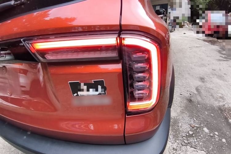 Used Haval DARGO 2021 1.5T DCT Two-Wheel Drive "Wangcai" Edition Right Rear Taillight