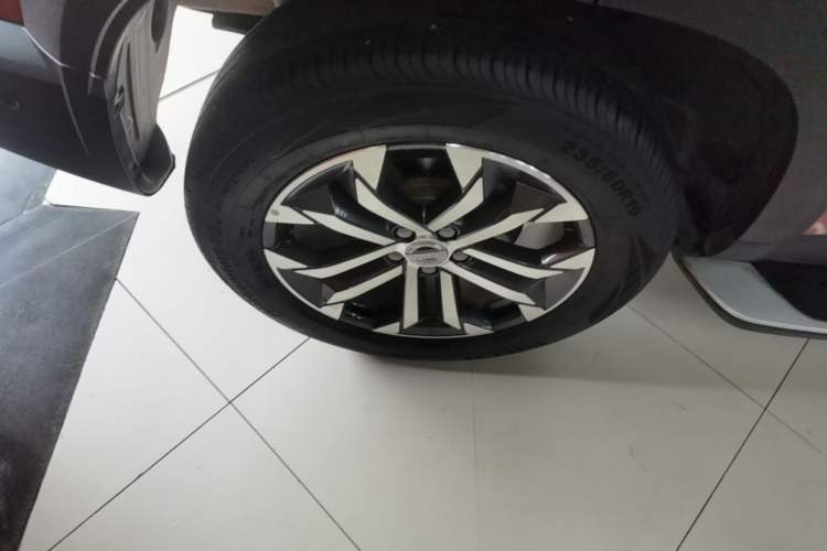 Used Haval DARGO 2021 1.5T DCT Two-Wheel Drive "Mǎquǎn" Edition Right Rear Wheel Hub
