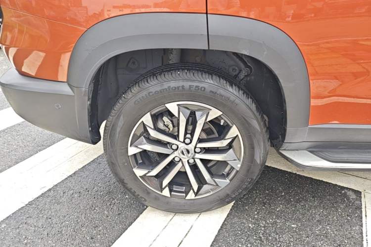 Used Haval DARGO 2021 1.5T DCT Two-Wheel Drive "Mǎquǎn" Edition Right Rear Wheel Hub