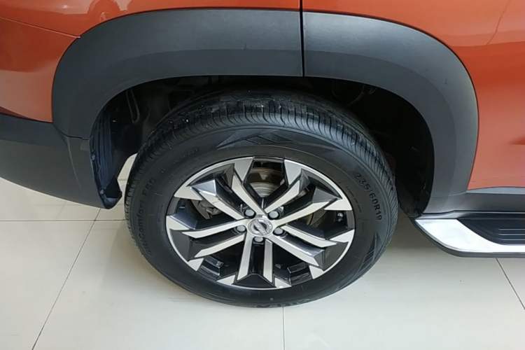 Used Haval DARGO 2021 1.5T DCT Two-Wheel Drive Border Collie Edition Right Rear Wheel Hub
