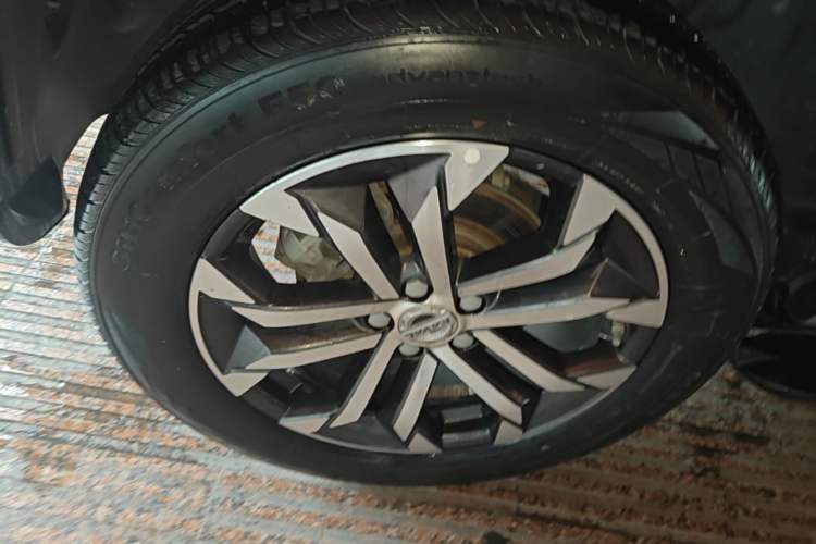 Used Haval DARGO 2021 1.5T DCT Two-Wheel Drive Border Collie - Wangcai Edition Right Rear Wheel Hub