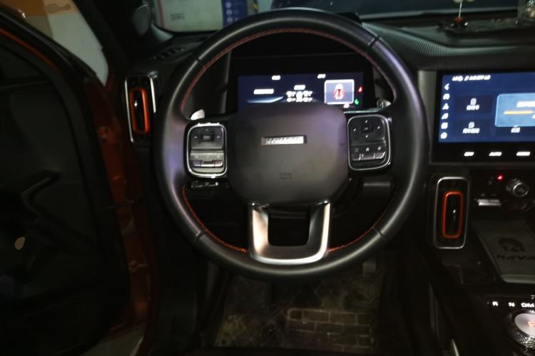 Used Haval DARGO 2021 1.5T DCT Two-Wheel Drive "Mǎquǎn" Edition Steering Wheel
