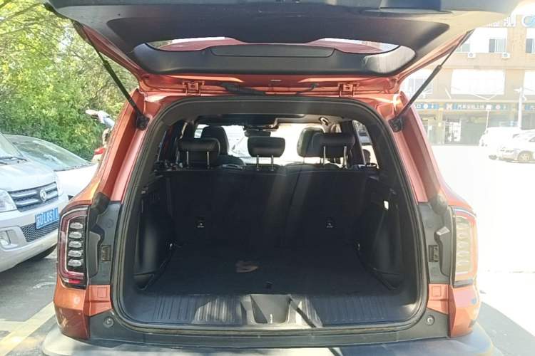 Used Haval DARGO 2021 1.5T DCT Two-Wheel Drive Labrador Edition Trunk