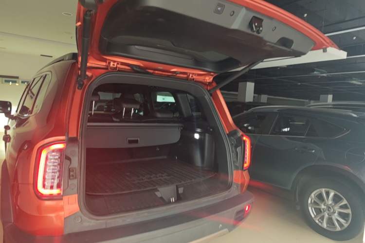 Used Haval DARGO 2021 1.5T DCT Two-Wheel Drive Border Collie Edition Trunk