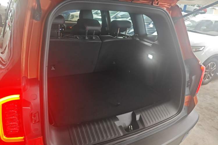 Used Haval DARGO 2021 1.5T DCT Two-Wheel Drive Border Collie - Wangcai Edition Trunk