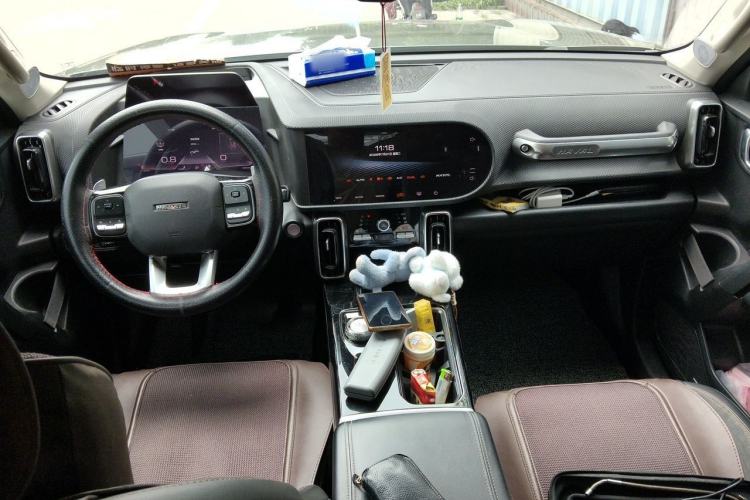 Used Haval DARGO 2021 Revised Version 2.0T DCT Four-Wheel Drive "Hao Tian Que" Edition Center Console