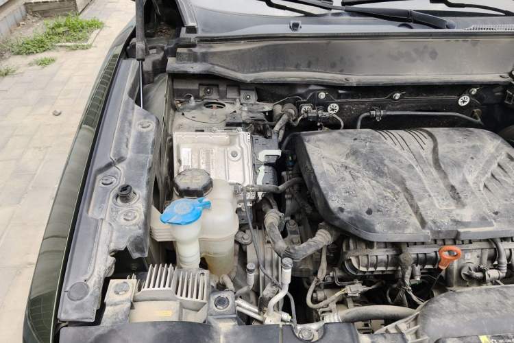 Used Haval DARGO 2021 Revised Version 2.0T DCT Four-Wheel Drive "Hao Tian Que" Edition Engine Bay Right