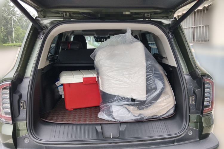 Used Haval DARGO 2021 Revised Version 2.0T DCT Four-Wheel Drive "Hao Tian Que" Edition Trunk
