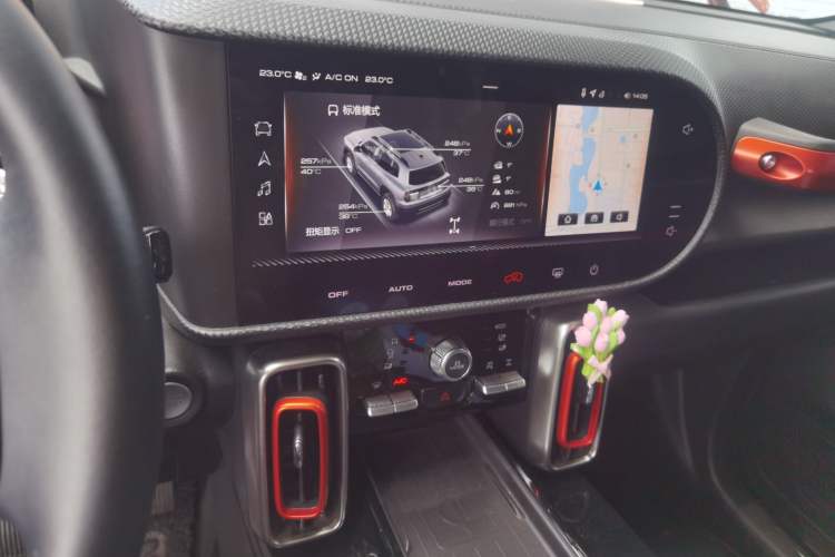 Used Haval DARGO 2021 2.0T DCT All-Wheel-Drive "Hao Tian Quan" Edition Audio And AC Panel