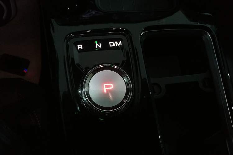 Used Haval DARGO 2021 2.0T DCT All-Wheel-Drive "Hao Tian Quan" Edition Gear Lever