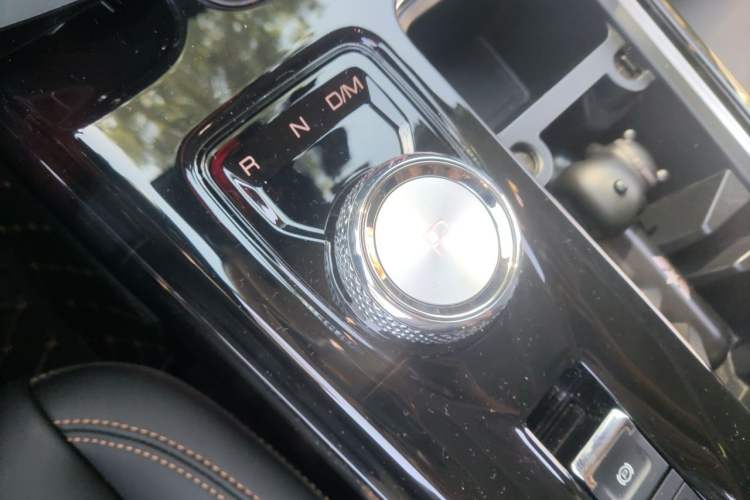 Used Haval DARGO 2021 1.5T DCT Two-Wheel Drive Border Collie - Wangcai Edition Gear Lever