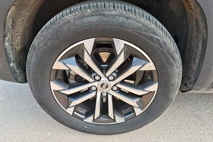 Used Haval DARGO 2021 1.5T DCT Two-Wheel Drive Border Collie Edition Left Front Wheel Hub
