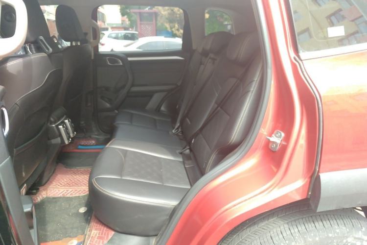 Used Haval DARGO 2021 1.5T DCT Two-Wheel Drive "Wangcai" Edition Left Rear Seat