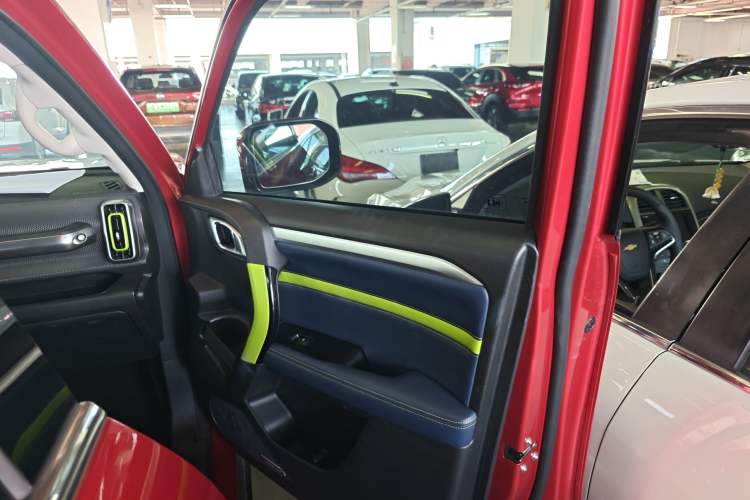 Used Haval DARGO 2021 1.5T DCT Two-Wheel Drive Border Collie Edition Right Front Door Interior