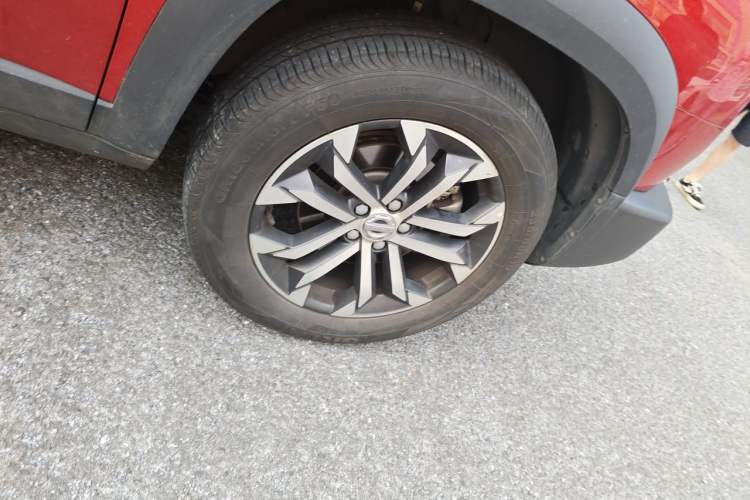Used Haval DARGO 2021 1.5T DCT Two-Wheel Drive Border Collie Edition Right Front Wheel Hub