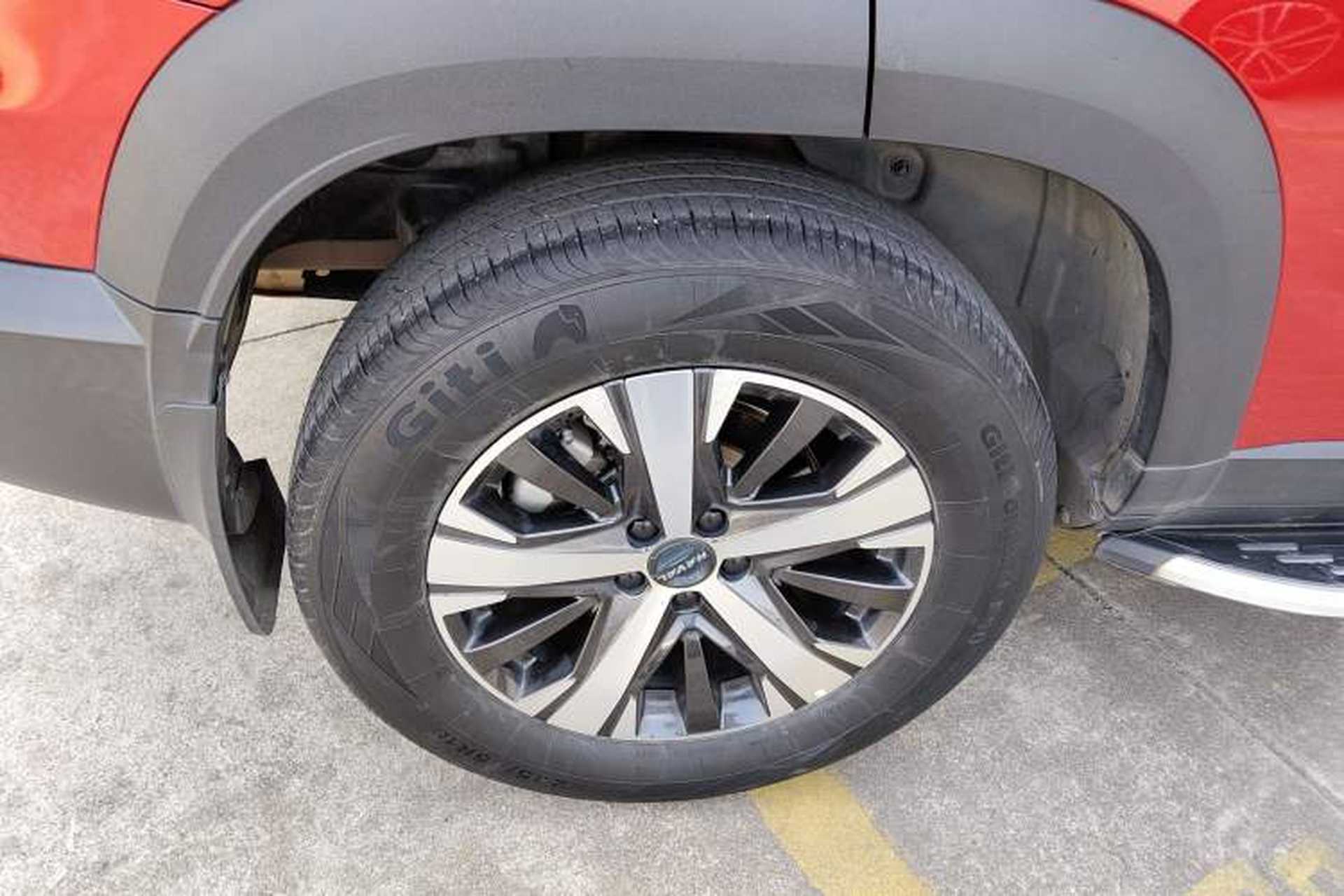 Used Haval DARGO 2021 1.5T DCT Two-Wheel Drive Labrador Edition Right Rear Wheel Hub