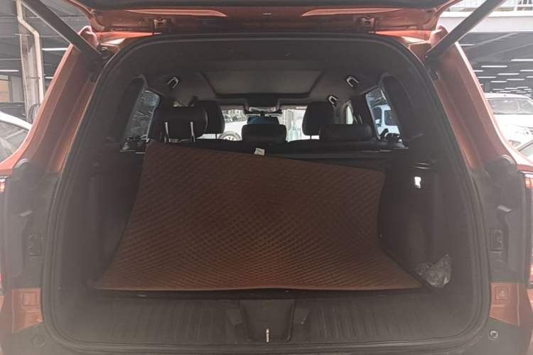 Used Haval DARGO 2021 1.5T DCT Two-Wheel Drive Border Collie Edition Trunk