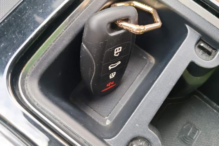 Used Haval DARGO 2021 1.5T DCT Two-Wheel Drive Border Collie Edition Vehicle Key