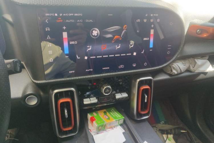 Used Haval DARGO 2021 1.5T DCT Two-Wheel Drive Border Collie Edition Audio And AC Panel