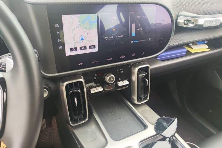 Used Haval DARGO 2021 1.5T DCT Two-Wheel Drive Labrador Edition Audio And AC Panel