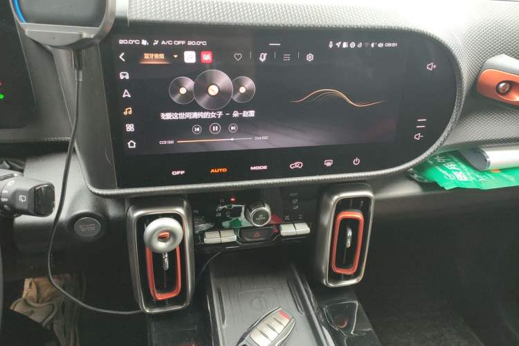 Used Haval DARGO 2021 2.0T DCT All-Wheel-Drive "Hao Tian Quan" Edition Audio And AC Panel