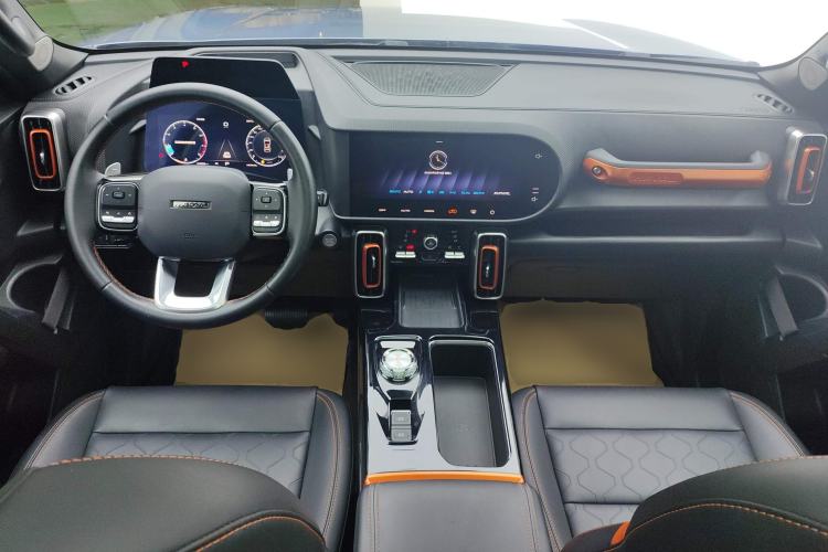 Used Haval DARGO 2021 2.0T DCT 4x4 Chinese Rural Dog Edition Center Console