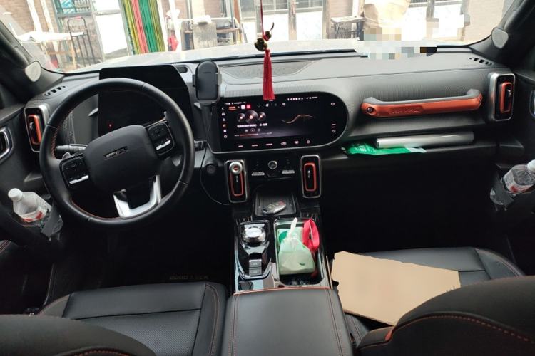Used Haval DARGO 2021 2.0T DCT All-Wheel-Drive "Hao Tian Quan" Edition Center Console