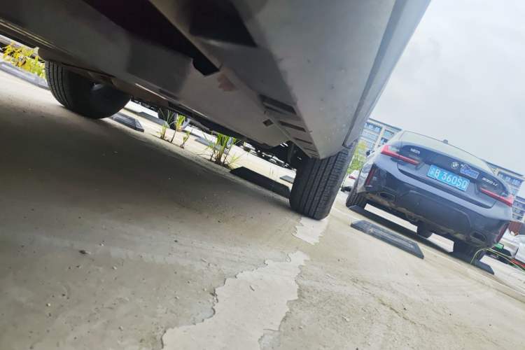 Used Haval DARGO 2021 1.5T DCT Two-Wheel Drive Labrador Edition Chassis Front Left