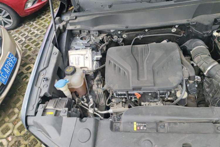 Used Haval DARGO 2021 2.0T DCT 4x4 Chinese Rural Dog Edition Engine Bay Right