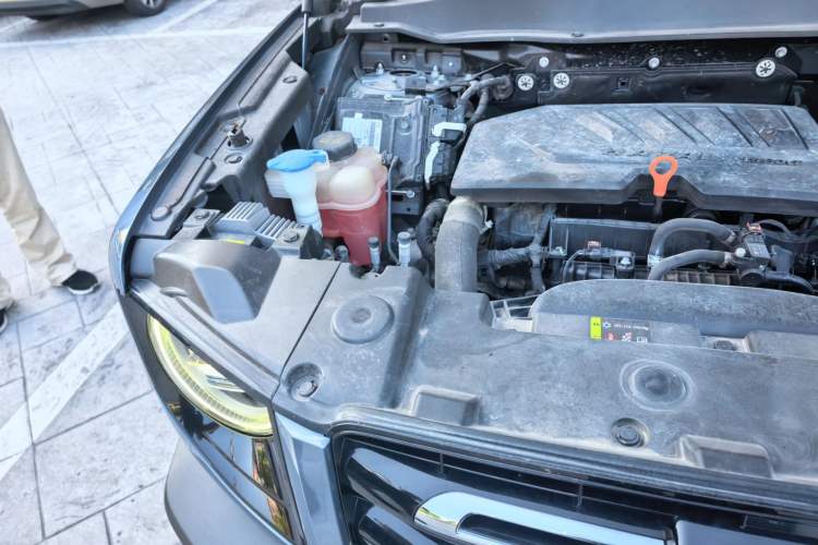 Used Haval DARGO 2021 1.5T DCT Two-Wheel Drive Husky Edition Engine Bay Right