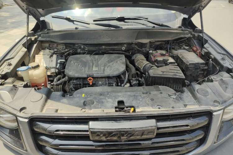 Used Haval DARGO 2021 2.0T DCT Two-Wheel Drive Chinese Mastiff Edition Engine Bay