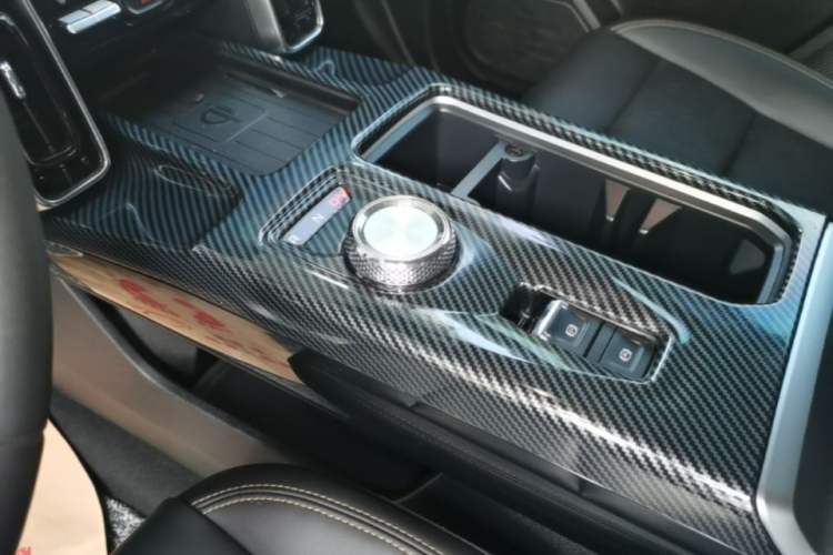 Used Haval DARGO 2021 1.5T DCT Two-Wheel Drive Border Collie - Wangcai Edition Gear Lever